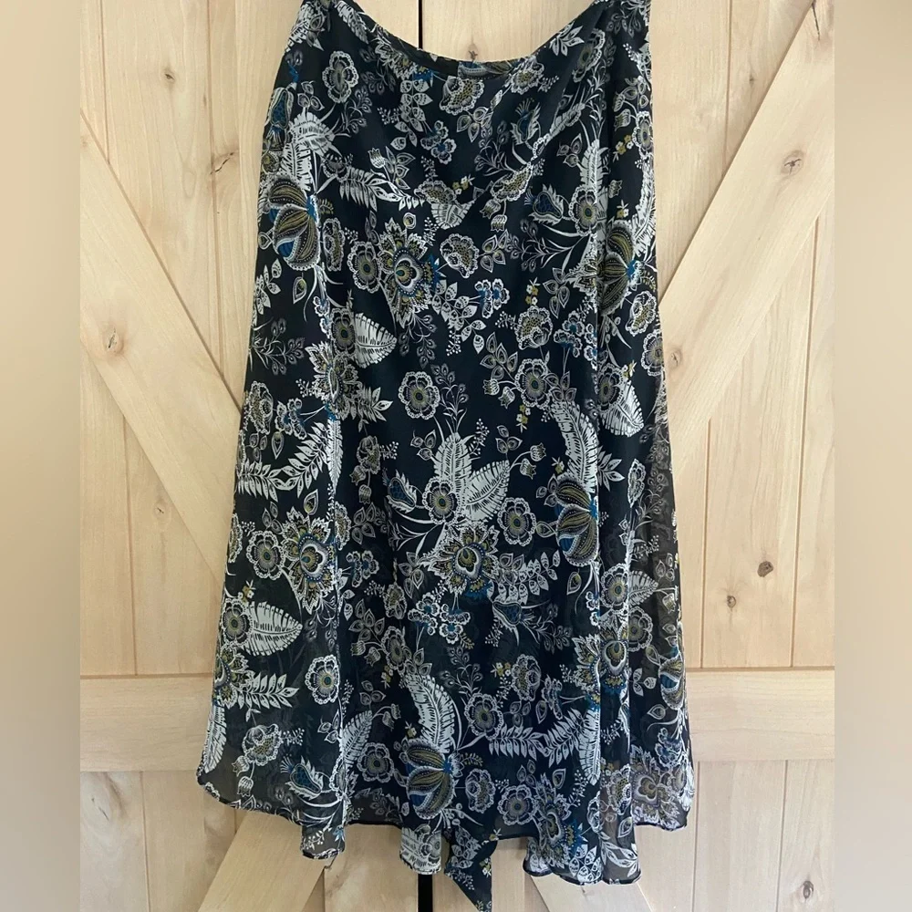 Gorgeous skirt in perfect condition